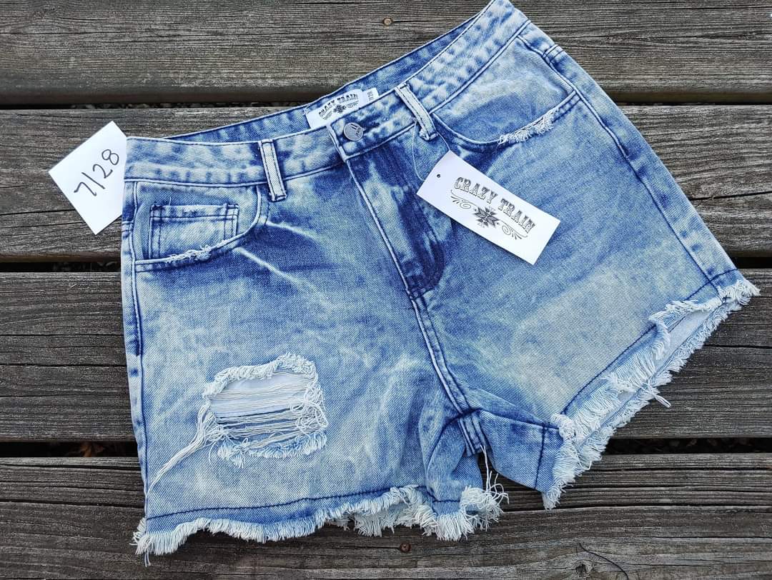 Size 7(28) Shore Line Shorts